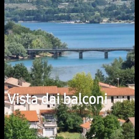 Casa Vacanze Al Castello Villetta Barrea Exterior foto